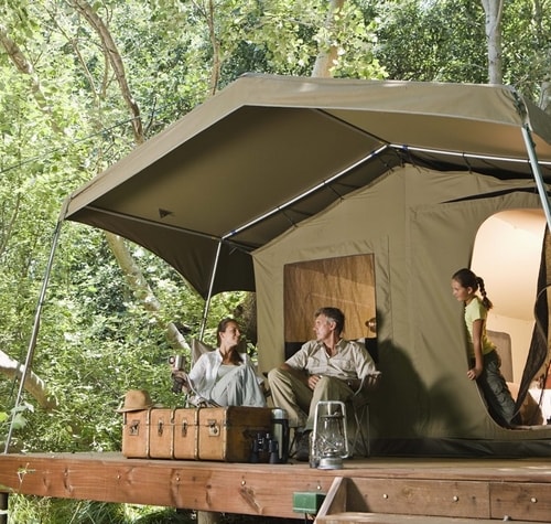 camping-avec-tente-amenagee-806moj.jpg Tentes meublées à louer | Zéro commission – Image 1