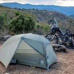Comment bien choisir sa tente pour le bikepacking [UPDATE octobre 2026]