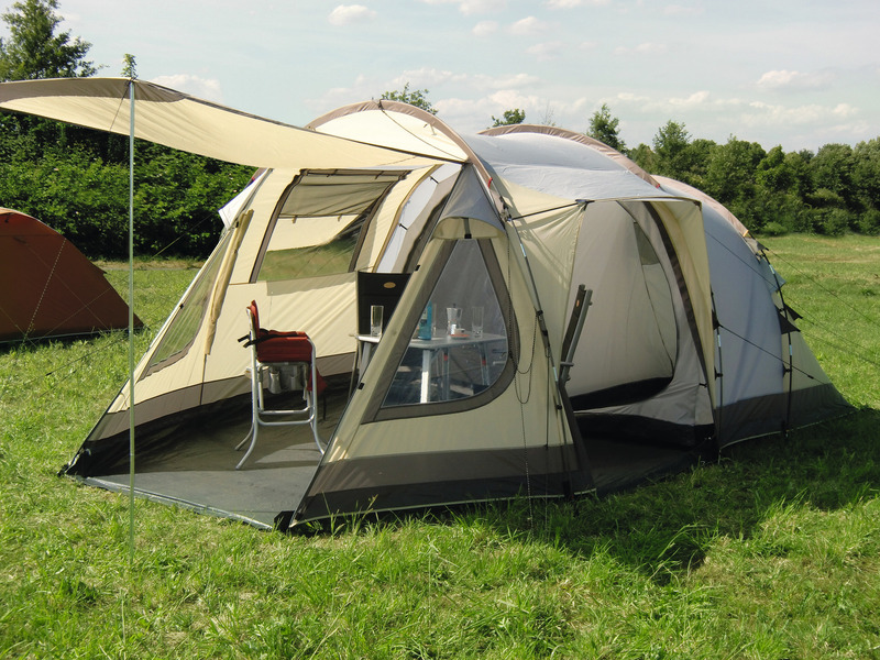 tente-de-camping-4-places-653wdn-1.jpg Tente pour 4 personnes Dakota Z5 Deluxe | Tente de camping familiale | Accessoire camping plein air | Accessoires Camping car | Reimo Français – Image 1