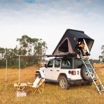 Conseilleraient ils l'achat d'une tente de toit à un ami : les vanlifers donnent leur avis Vanlife Magazine