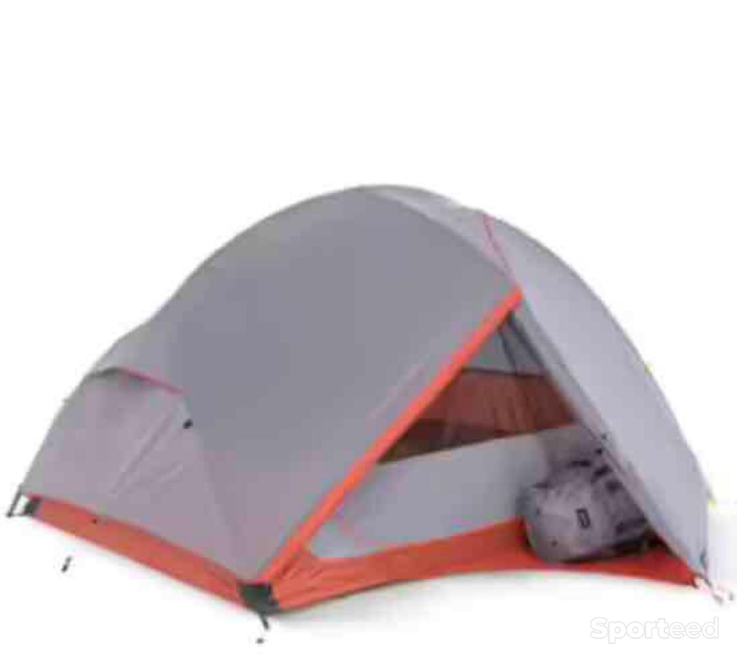 tente-trekking-3-places-117brp-1.jpg Tente mt 900 3 personnes neuf : Equipements | Camping 28/12/2022 Sporteed – Image 1